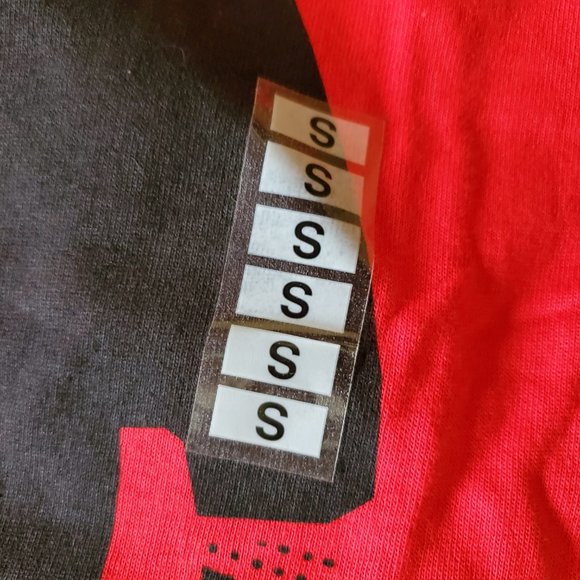 THE BIG BANG THEORY SHEL-BOT RIPPLE JUNCTION OFFICIALLY LICENSED TSHIRT NWOT - Picture 9 of 10